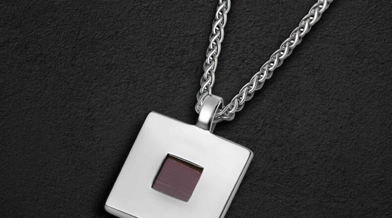 Nano Bible Necklace with Complete New Testament Scripture Inside - My Nano Jewelry